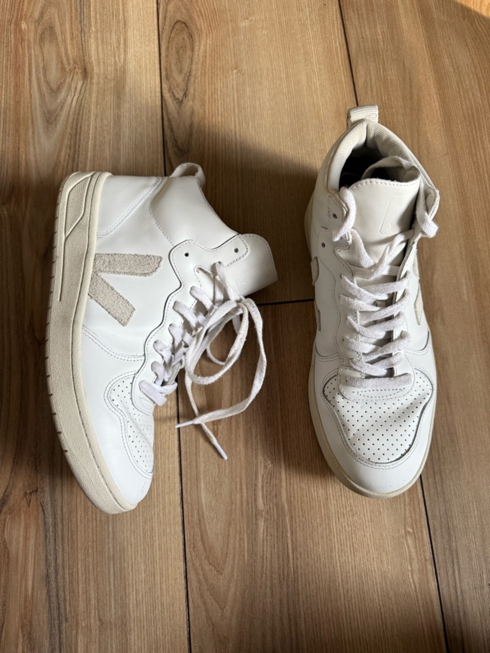 VEJA V-15 High-Top sneaker